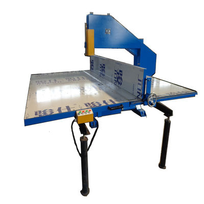 Halbautomatische manuelle senkrechte Schneidmaschine für EPE/EVA-Schwammschneidleistung